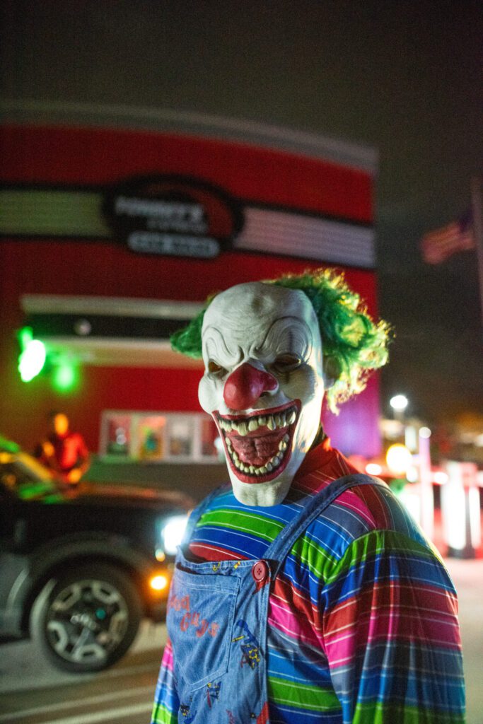scary clown outside of a tommys express